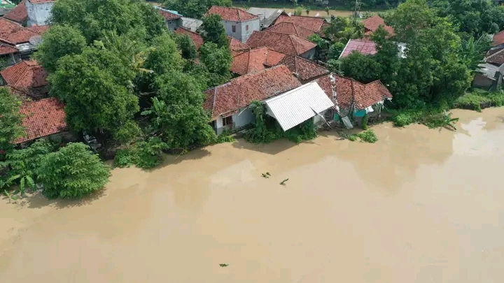 Gerak Cepat Bupati Nina Agustina Tangani Pembebasan Tanah Milik Warga Terdampak Aberasi Sungai Cimanuk