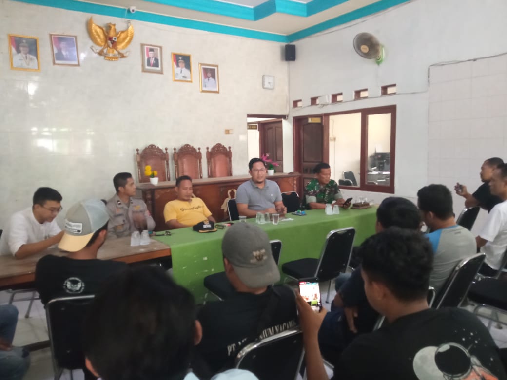 Pelaksana Minimarker Mendirikan Alfamart di Desa Bangodua Ricuh Dengan Pedagang