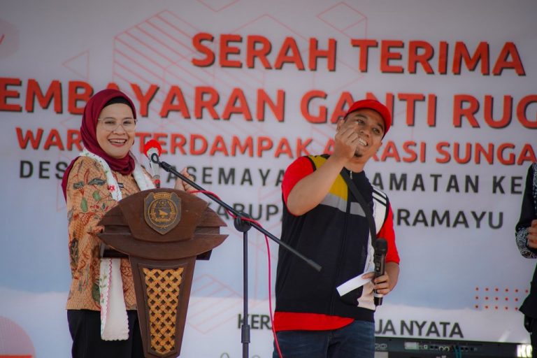 Menanti 5 Tahun, Akhirnya Warga Terima Ganti Rugi Tanah Terkena Abrasi Cimanuk: Terima Kasih Bu Nina