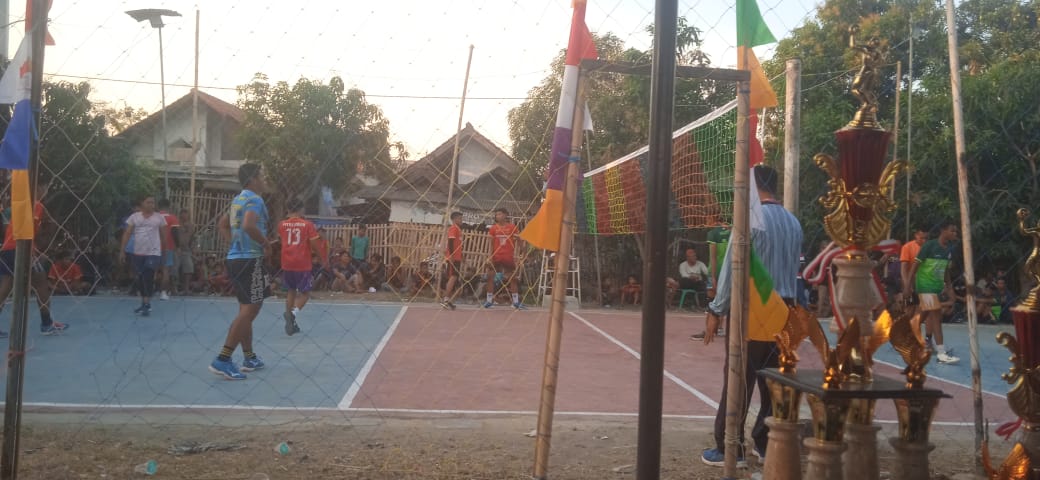 Turnamen Bola Volley Kuwu Cup 1 Desa Tanjakan Kecamatan Krangkeng