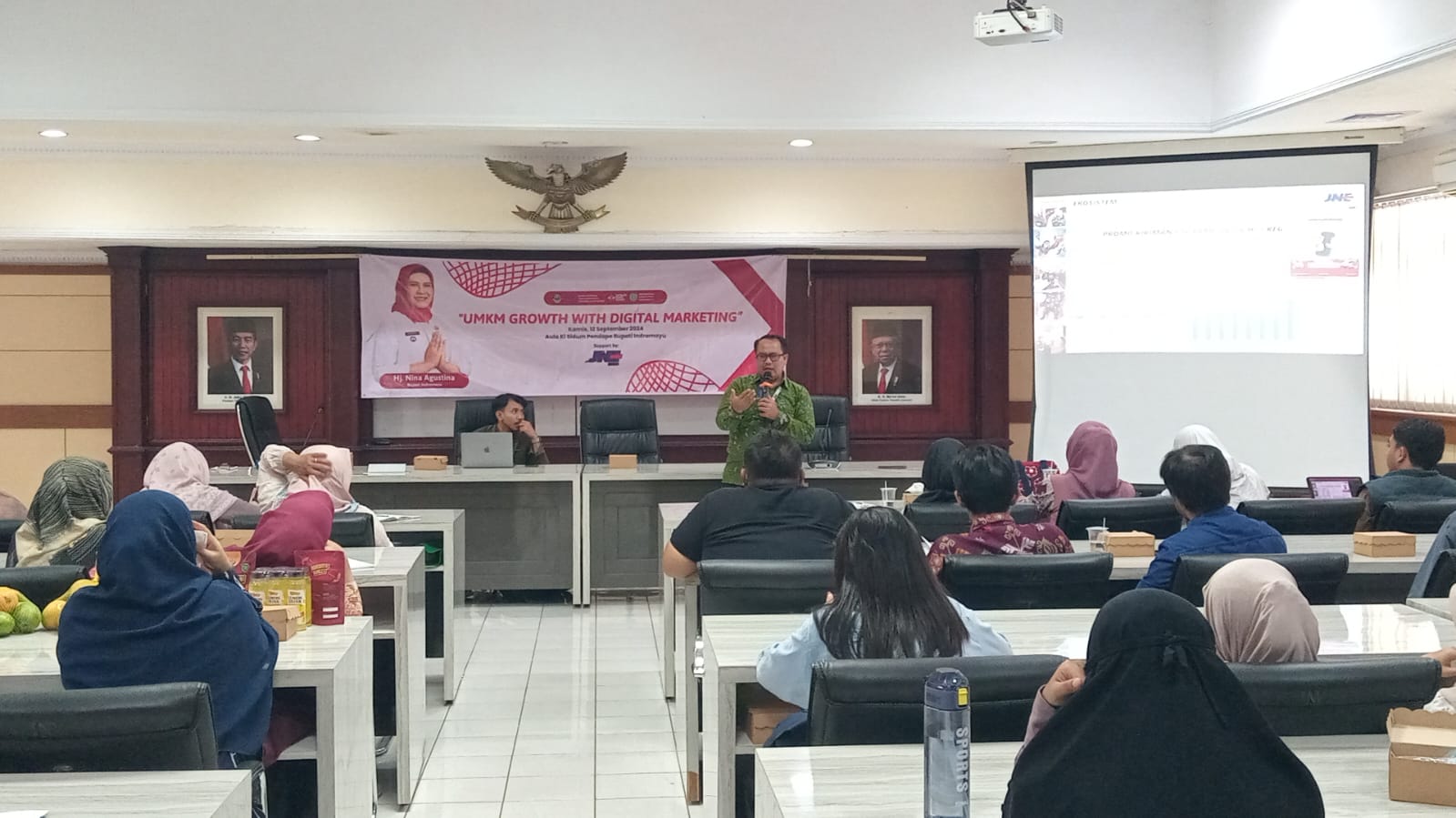 Pemkab Indramayu Gandeng Jasa Ekspedisi JNE di Bidang UMKM