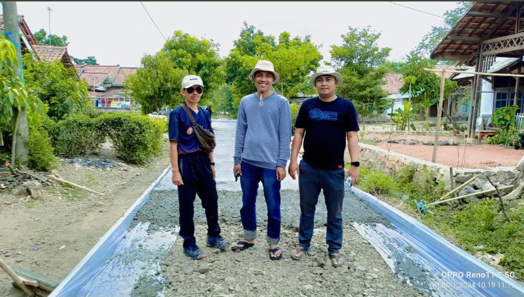 Warga Blok Karangmalang Bersyukur Di Bangunnya Jalan Beton