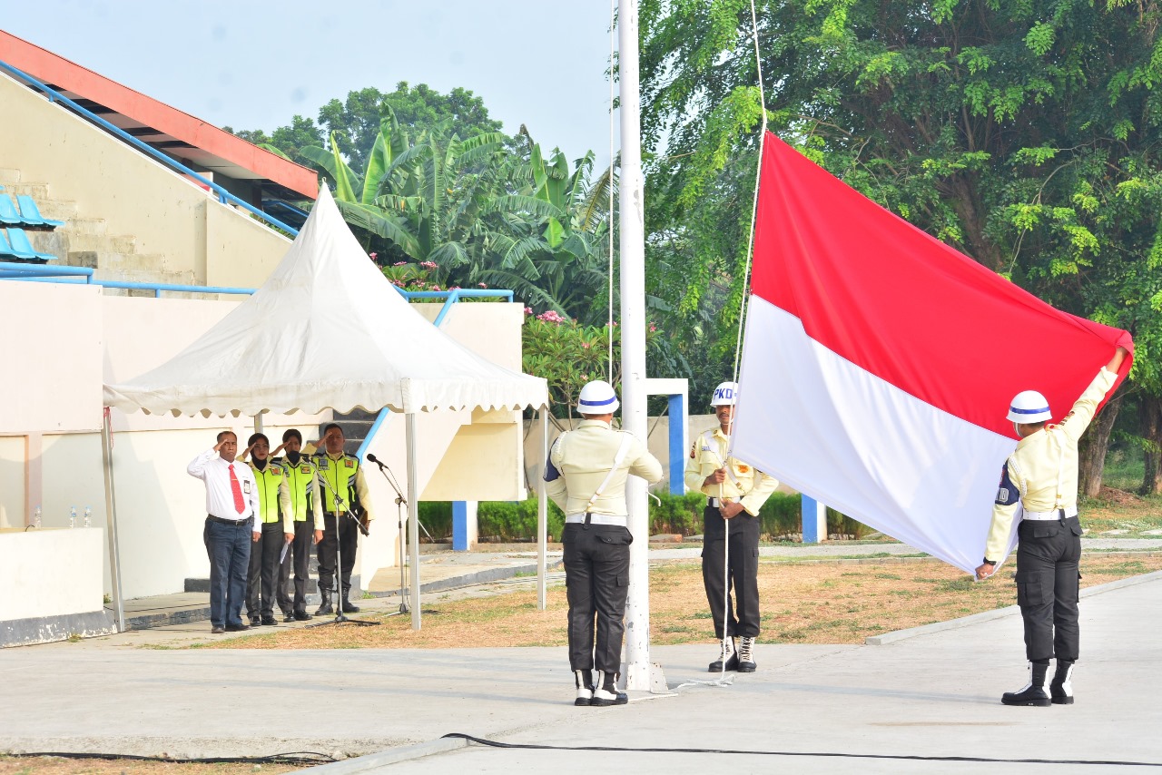 RU VI Balongan Gelar Upacara Peringati Hari Sumpah Pemuda ke-96