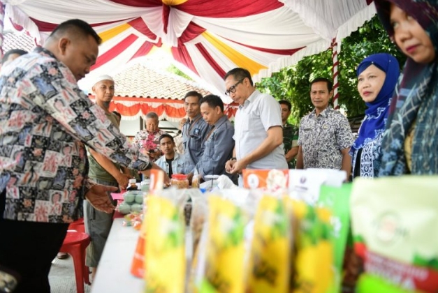 Pjs. Bupati Indramayu Tinjau Layanan Kolaborasi Rebo Keliling di Kecamatan Sindang