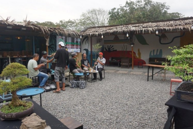 Meriahkan Hari Jadi Indramayu, PPBI Gelar Bonsai On The Street