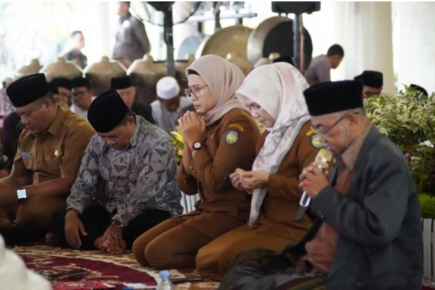 Wujudkan Kondusifitas dan Kebaikan Indramayu, Ulama Gelar Doa Bersama