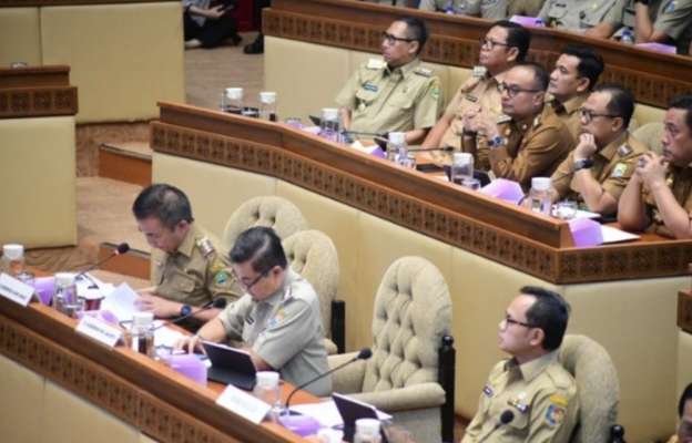 Jelang Pilkada, Pjs. Bupati Indramayu Hadiri RDP Dengan Komisi II DPR RI