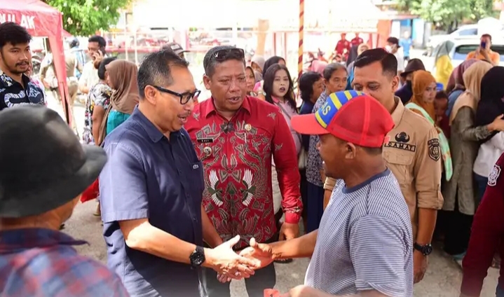 Sediakan Sembako Murah, Masyarakat Kecamatan Bangodua dan Jatibarang Sambut Antusias GPM