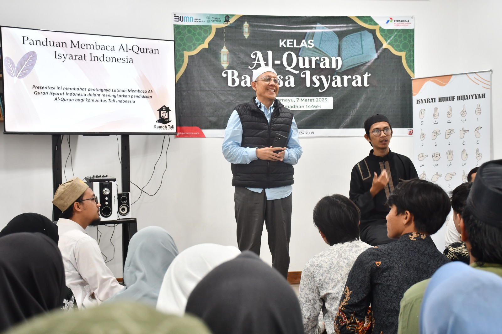 Kilang Pertamina Balongan isi Ramadan dengan Belajar Al Qur’an Bahasa Isyarat bersama Komunitas Tunarungu Indramayu