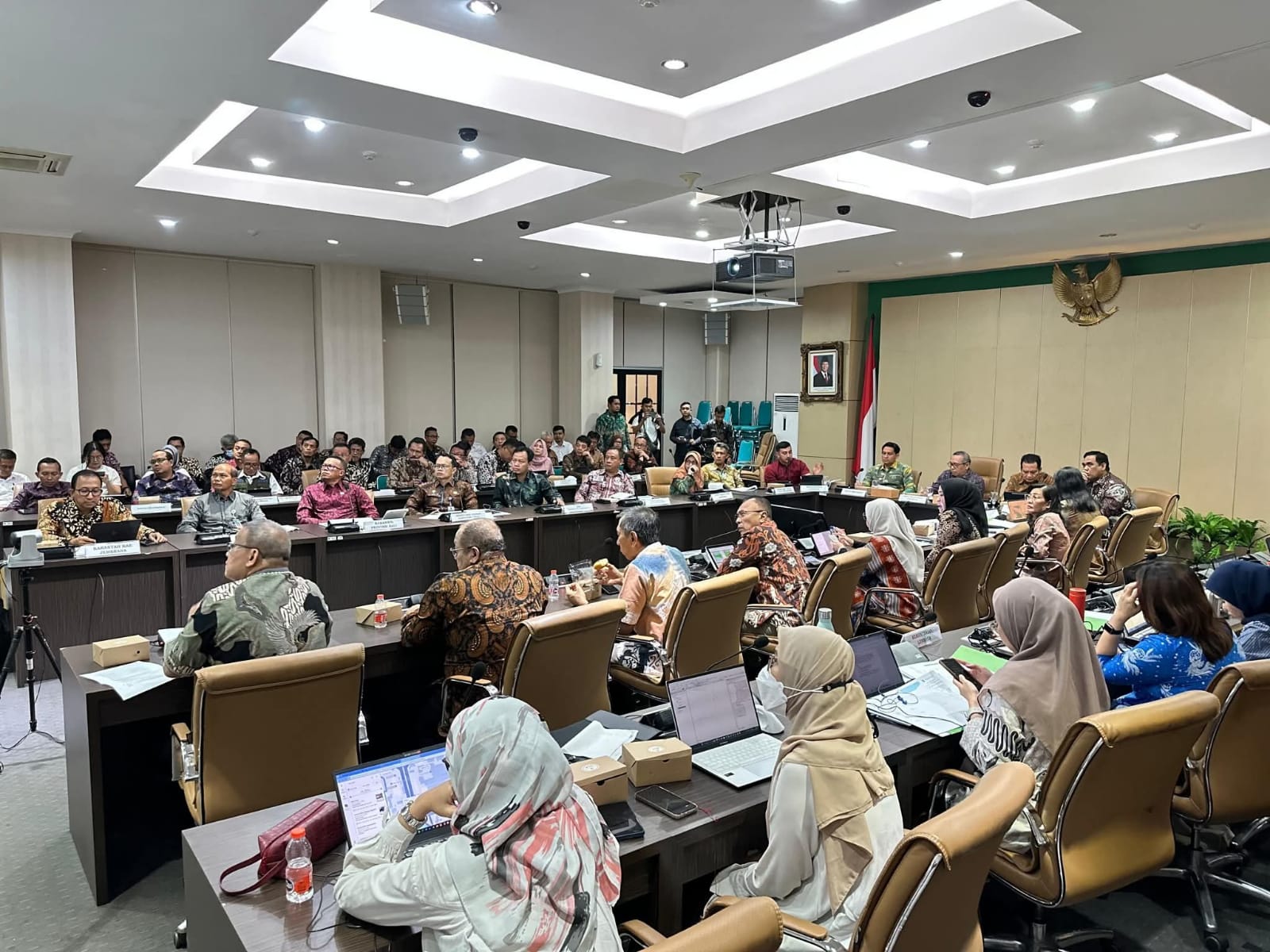 Persiapkan Kawasan Industri dan Potensi Unggulan, Bupati Indramayu Paparkan Perubahan Tata Ruang Kecamatan Krangkeng.