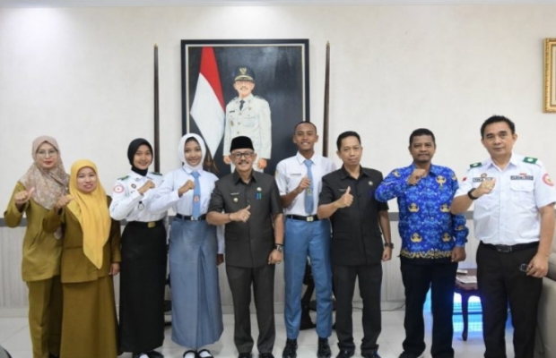 ‎Dua Pelajar Indramayu Masuk Paskibraka Jabar 2025, Wabup Syaefudin Beri Arahan dan Semangat‎
