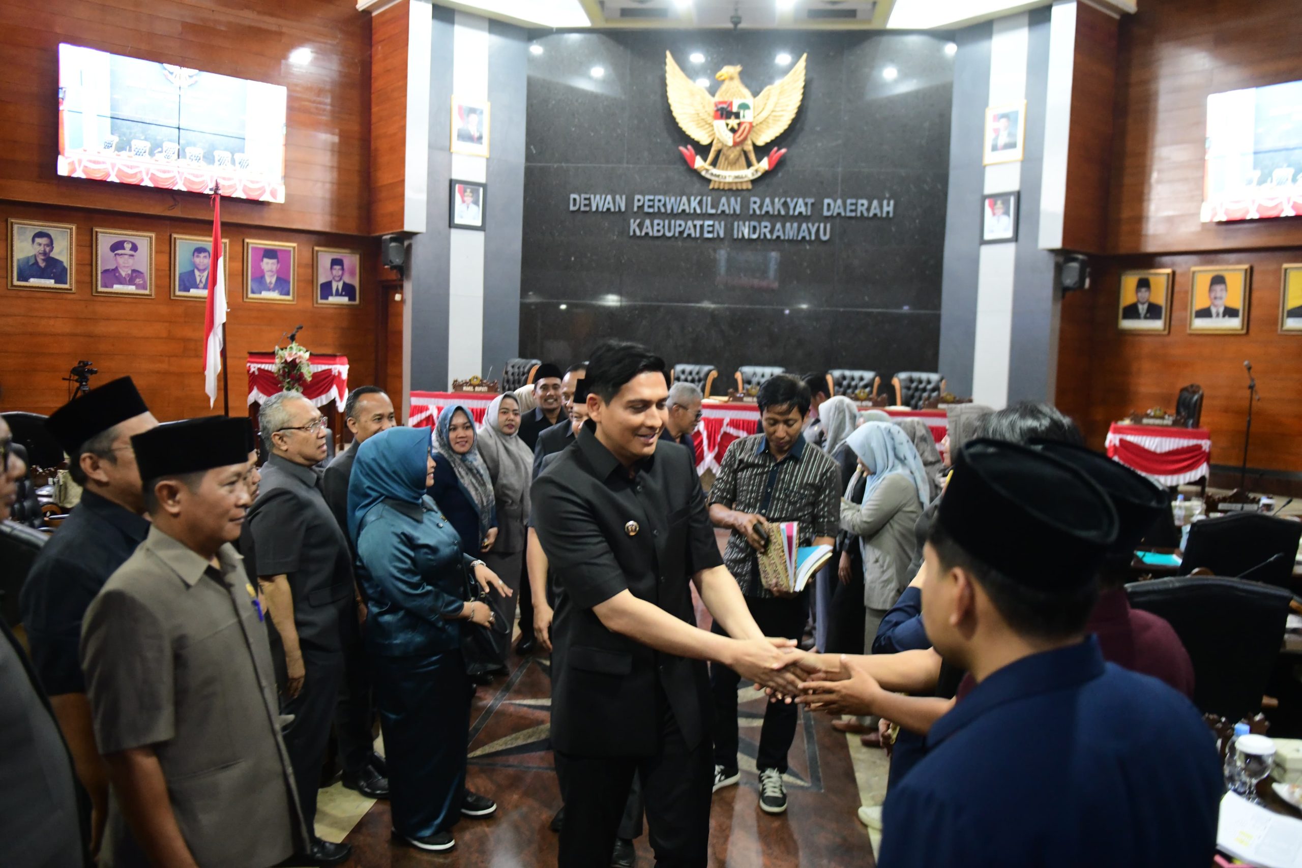 Bupati Lucky Hakim Terima Masukan DPRD tentang Nota Penjelasan Bupati terhadap Raperda RPJMD Kabupaten Indramayu 2025-2029