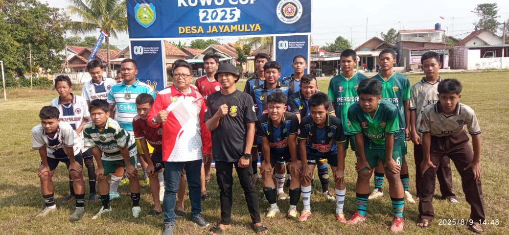Pembukaan Turnamen Kuwu Cup Sepak Bola Desa Jayamulya