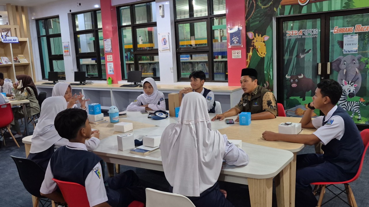 Hari Kunjung Perpustakaan, Indramayu Genjot Literasi dan Digitalisasi