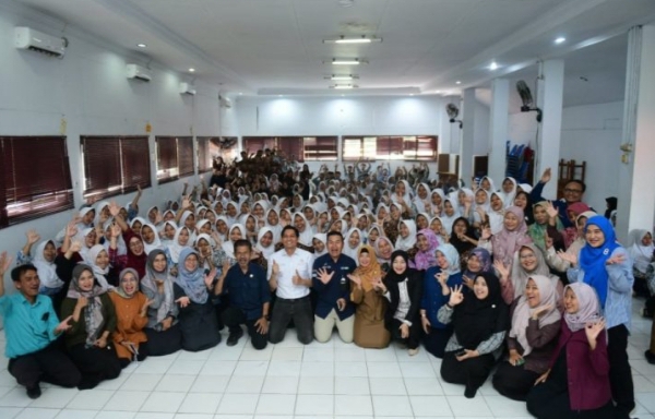 BJB Ciptakan Pelajar Rajin Menabung, Mini Bank Gatsoe Resmi Dibuka di SMKN 1 Indramayu