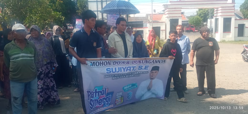 Ratusan Masyarakat dan Simpatisan Antarkan Balon Kuwu Sujiat, Daftar ke Panpilwu
