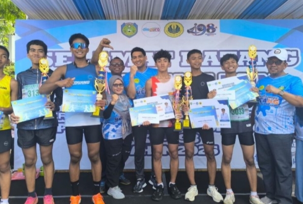Kolaborasi Dengan UNJ, Pemkab Indramayu Sukses Gelar Indramayu Run 2025, Ribuan Pelajar Tumpah ke Jalan