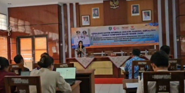 Dorong Industri Lokal Melek Digital, Diskopdagin Indramayu Sosialisasiakan SIINas dan TKDN untuk Pelaku Usaha