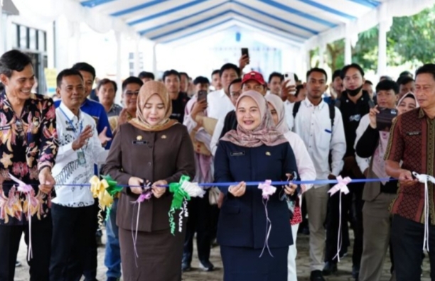 Disnaker Indramayu Dorong Penyerapan Tenaga Kerja Lewat Job Fair 2025, Ribuan Lowongan Pekerjaan Ditawarkan