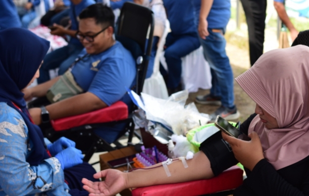 Bupati Indramayu Dorong Penguatan Transformasi Sistem Kesehatan pada Peringatan HKN ke-61