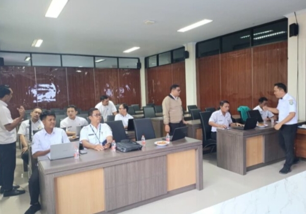 Wujudkan Smart Governance, Diskominfo Indramayu Gelar Bimtek Pengisian Konten Super Apps โWong Reangโ