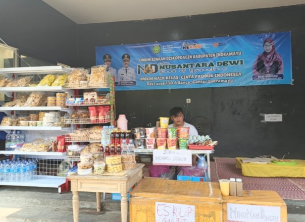 Rambah Pasar Nasional, UMKM Indramayu dengan Branding Camilan Nusantara Dewi Hadir di Rest Area Tol Cipali