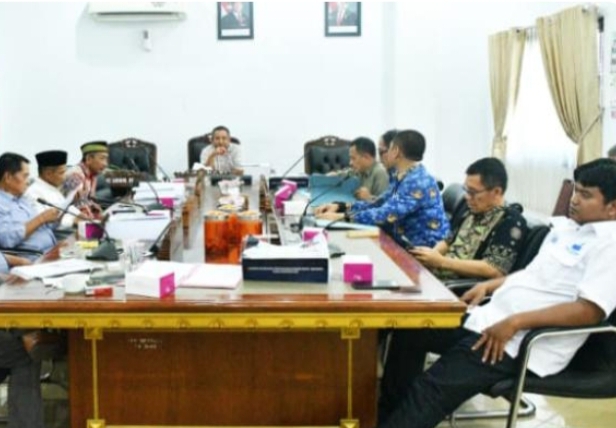 Pansus III DPRD “Kuliti” Masalah Keuangan dan Pelayanan Perumdam TDA