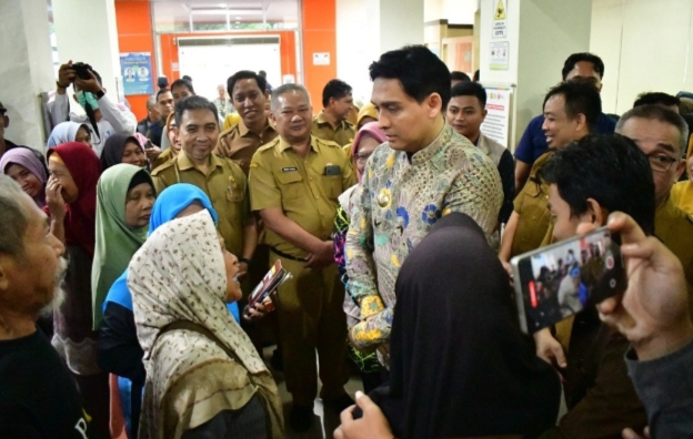 Bupati Lucky Hakim Tinjau Fasilitas dan Layanan Kesehatan di RSUD Indramayu