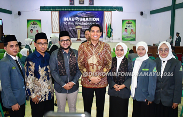 Pelantikan Pengurus PC IPNU dan IPPNU Indramayu: Bupati Lucky Hakim Dorong Kader Muda Berkarakter dan Berdaya Saing